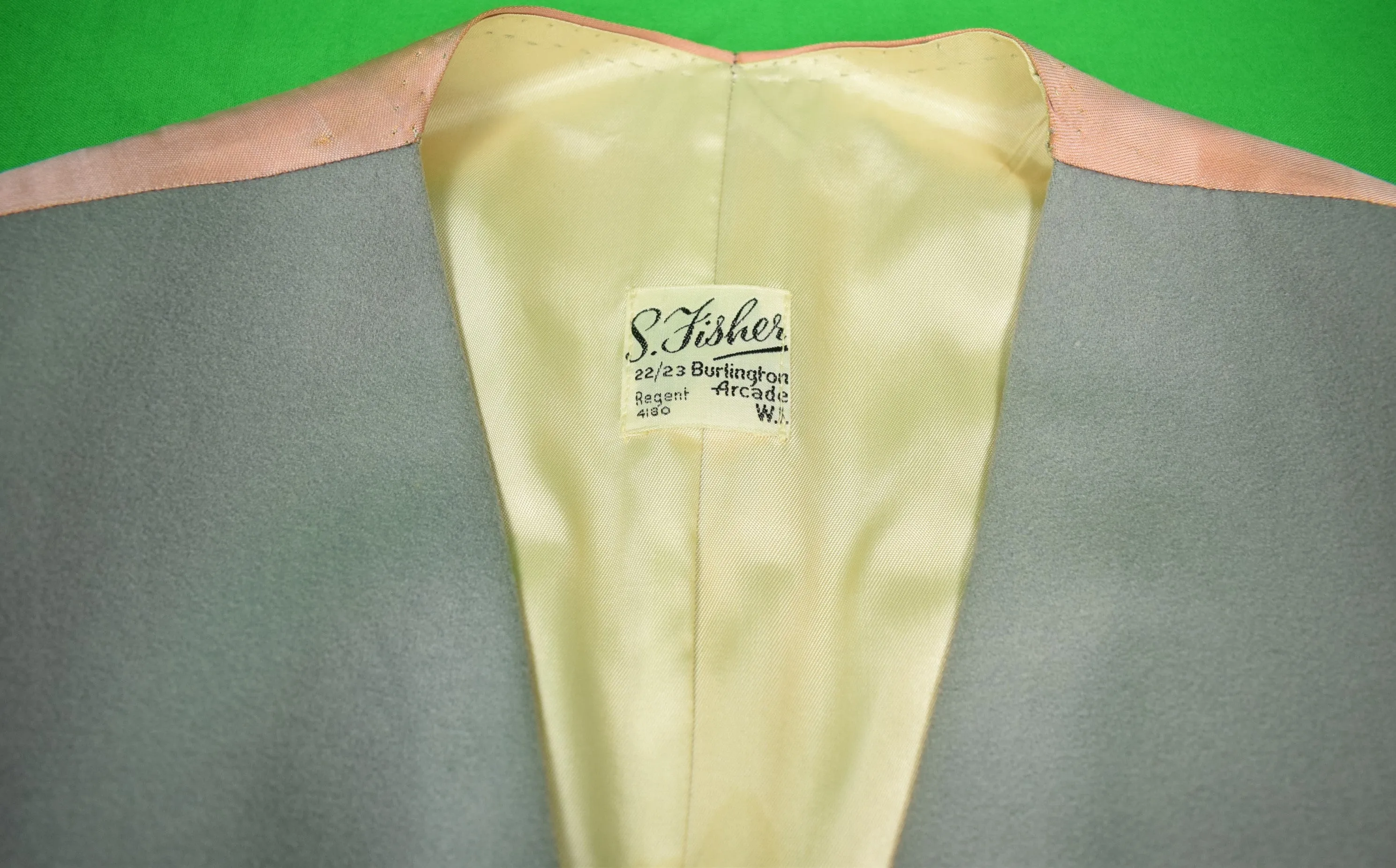 "S. Fisher 22/ 23 Burlington Arcade (6) Button Pearl Grey Boxcloth Waistcoat" Sz: 42R (SOLD)